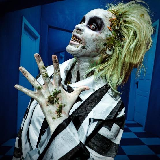 monae_updates's tweet photo. 🚨 Janelle is Beetlejuice for Halloween this year! https://t.co/gocbWiFKcI