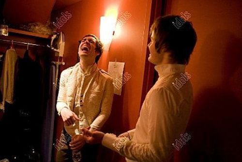 roy✨brendon mullet lover tweet media