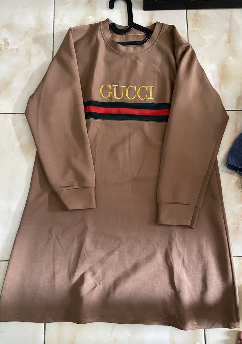 Bisa jadi tunik, bisa jadi dress diaku sepaha

27K aja

#wts #WTB #WTS