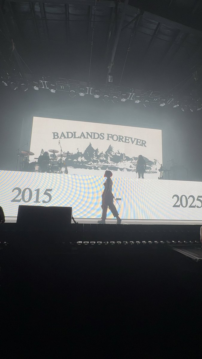 thank u for the best night ever bestie 🩵