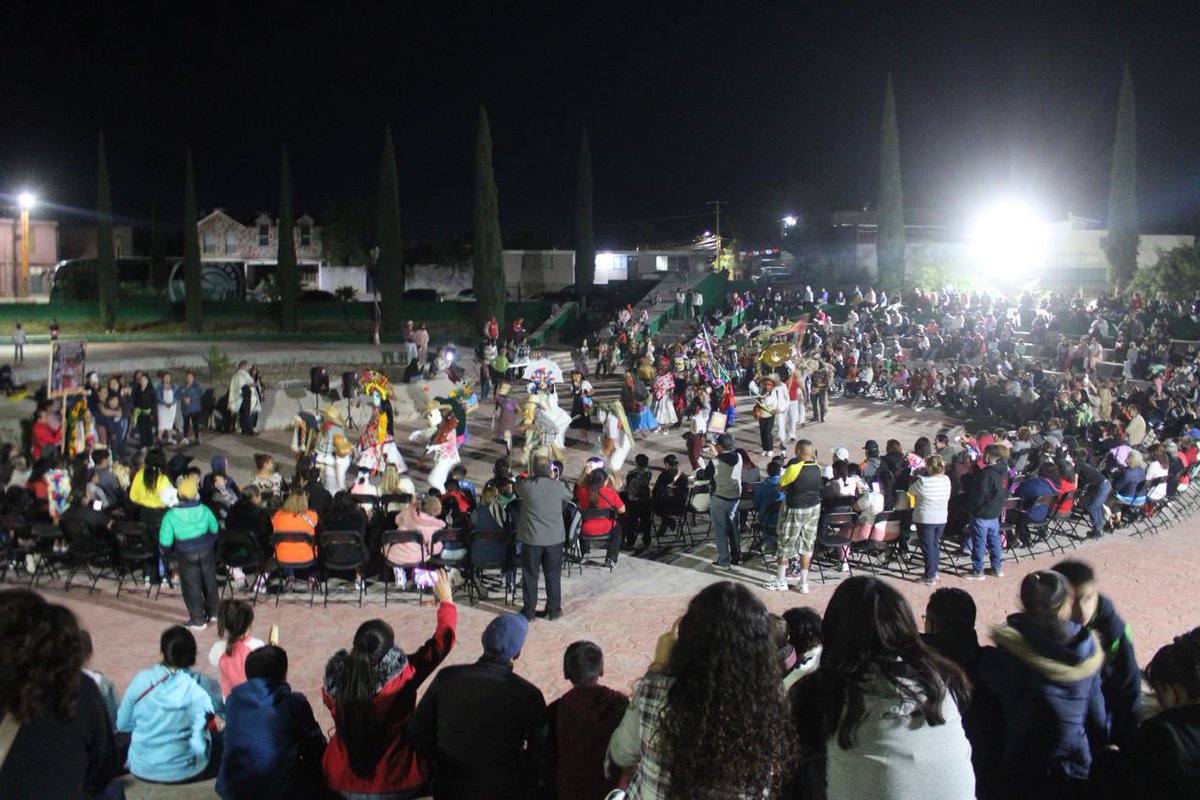 Paty_Aradillas's tweet image. Hoy celebramos Xantolo con toda la bella gente de Santa Rita en Villa de Pozos,  me siento profundamente agradecida por su presencia, en este festejo tan significativo para todas y todos nosotros. 
#PorNuestrasTradiciones
#vivalavida