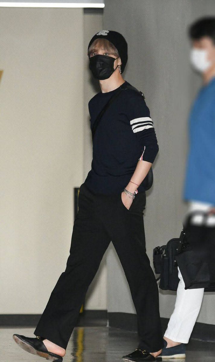 "The happiest people don't have the best of everything , they make the best of everything."