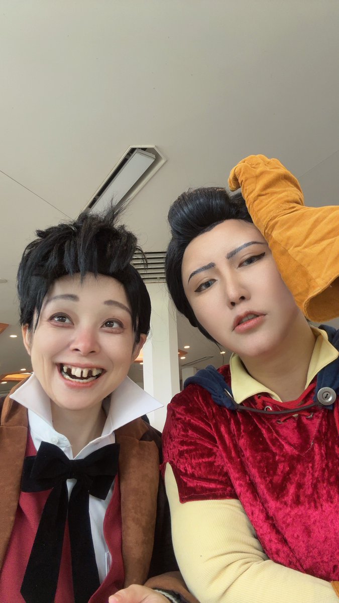 ガストンとル・フウでいる
すれ違う人に笑われる

求:ベル

#Dハロ仮装2025 #Dハロ仮装