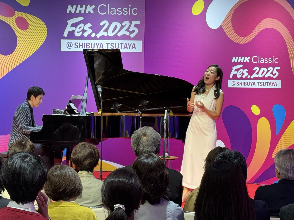 CreativeEgg3's tweet photo. 渋谷TSUTAYAで今週末まで、
#NHKClassic フェス盛り上がってます♪
生演奏はもちろんトークショー、ピアノレッスンなどなど盛りだくさんです。
渋谷駅前ですので、お気軽にお立ち寄りください^_^ https://t.co/hwu949y5wB