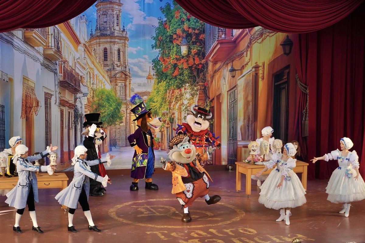 オラ♪こんにちは。
今日10/25はWorld Opera Day🌹
世界オペラの日です。

劇団「テアトロ・ラ・マンチャ」ではオペラをテーマにした新作を上演中です🎩きらびやな衣裳や舞台、魅力的な歌の数々にうっとりします〜( 　ˆᵕˆ )っparque-net.com/blog/?p=17652