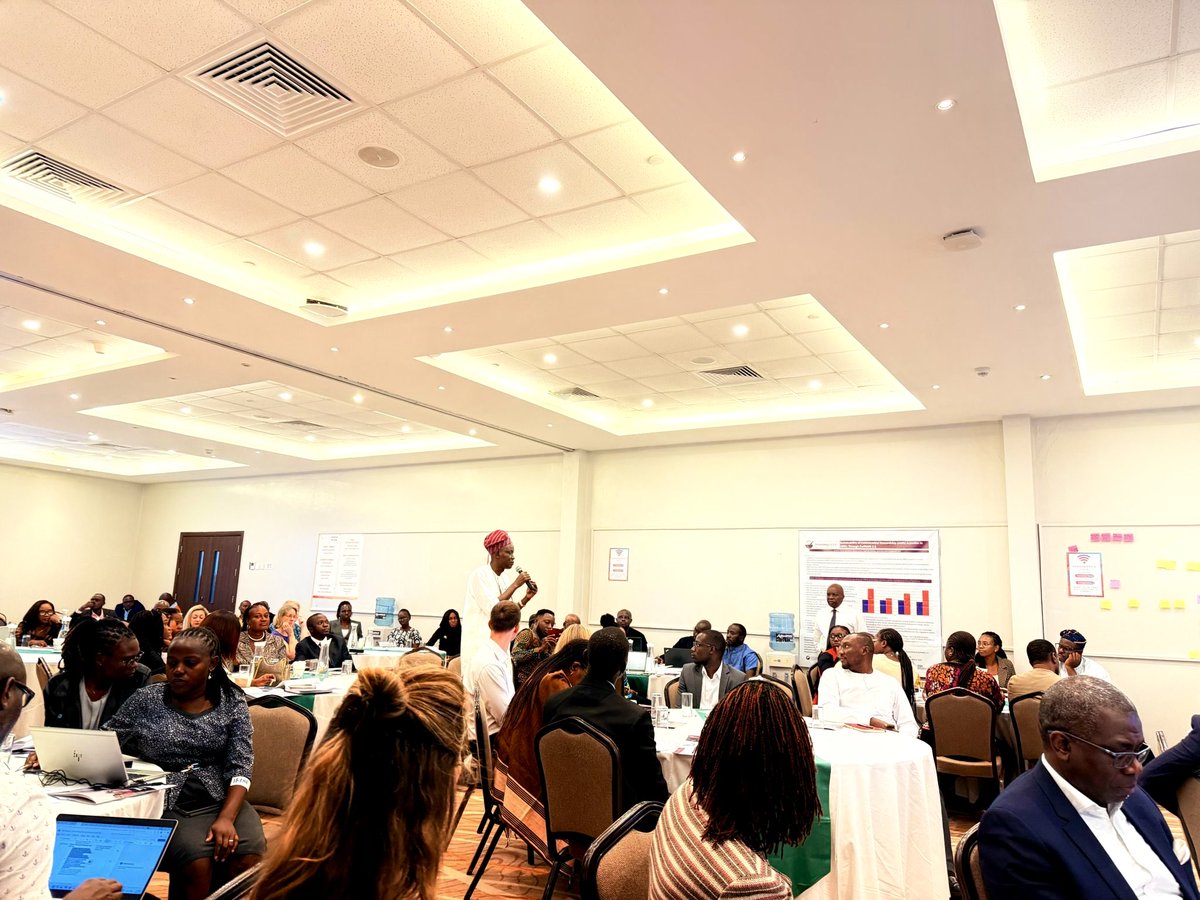 Ducit_Blue's tweet image. From Oct 14th – 16th 2025, @Ducit_Blue joined partners from 8 Sub-Saharan African countries in Nairobi for the #CwPAMS 2.5 Regional Sharing and Learning Event themed “Sustainability and Impact of #CwPAMS.” 
A step forward in tackling Antimicrobial Resistance (AMR).
#Athread