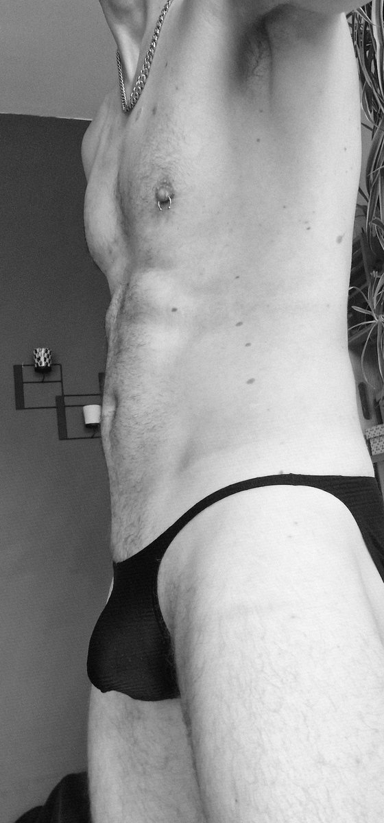 Bon Samedi X 😘 🖤🤍 #GoodDay #BlackAndWhite #ModelPhoto #GayFrance