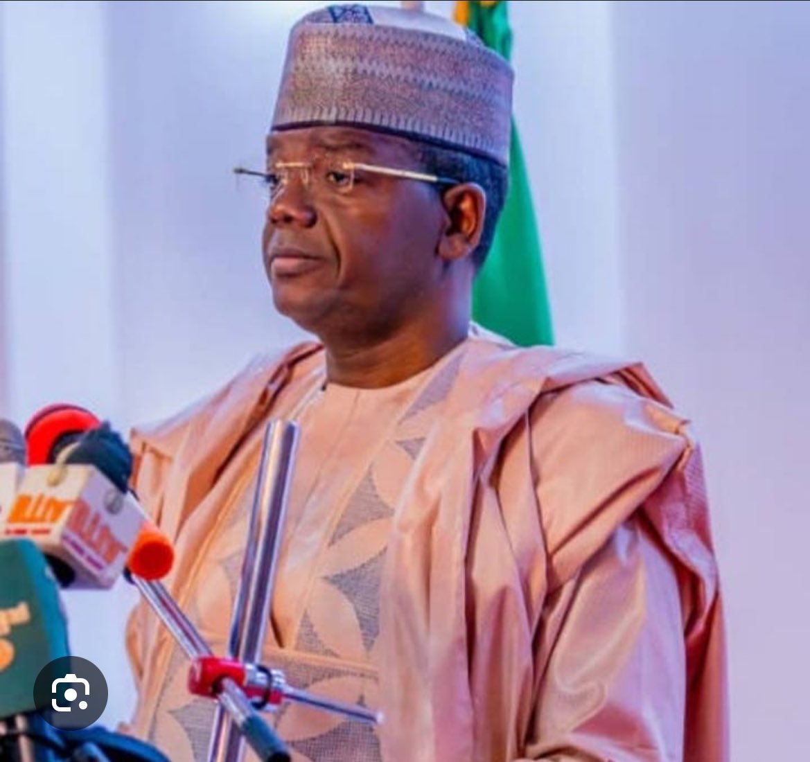 Dear <a href="/officialABAT/">Bola Ahmed Tinubu</a>,

The Ministers of defence (senior and junior) should also be removed if you are really concerned about the security challenges in the country because they’re doing nothing.

This change in Defence leadership is not about progress, it’s about politics and fear