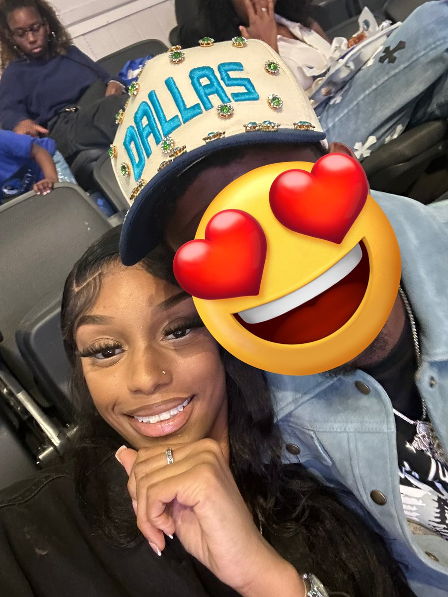 KaelaVillain's tweet image. Can&apos;t be bitches on this 🥷🏾 cause I be w this mf😂 lol #gamenight