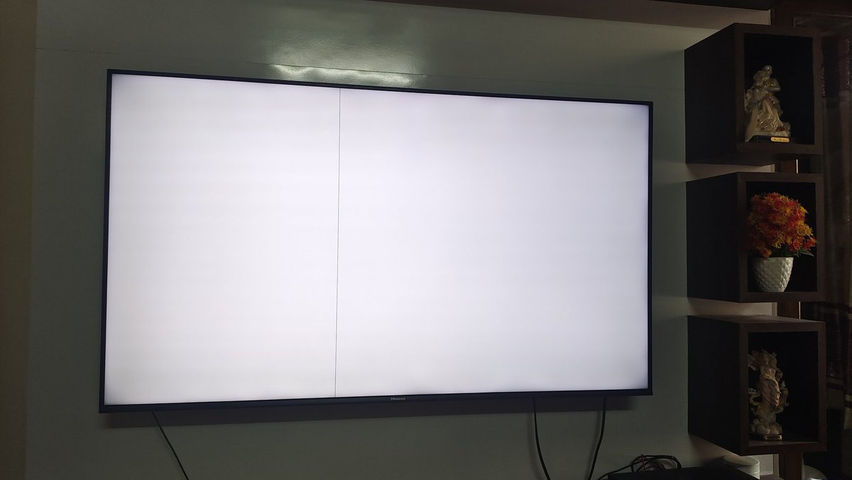 varun1589's tweet photo. @Hisense_IND my qled tv got line after 3 years of using it. Bought on the very first day of launch Sept 2022 when you were establishing in India. Didn't expect this thing to happen and tv was used by my parents only. Hisense 55U7H. Any solution ? as warranty is of 2 years only. https://t.co/4ECDwEvhwj