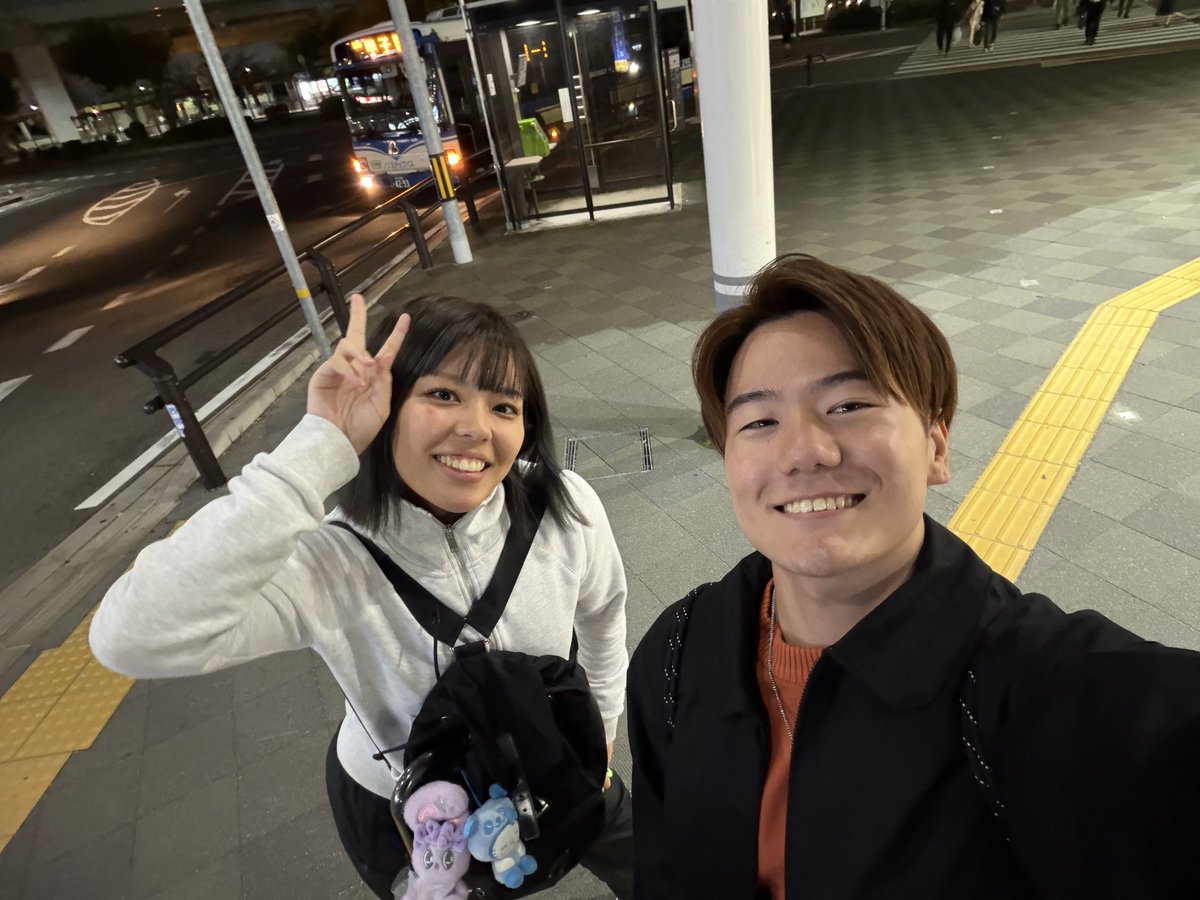 yurai24ds's tweet photo. 毎日投稿10日目

先日朝から前田店長に練習して頂き、
ブーストスクワットの衣川さんにお話するお時間を頂き、最後に甲子園のさりちゃんに作戦会議MTGをして頂きました！！

激アツな1日でした。
刺激ばりばり貰えたので更に頑張ります！！！

#宮本成長毎日日記 https://t.co/vuoJKzaBw9