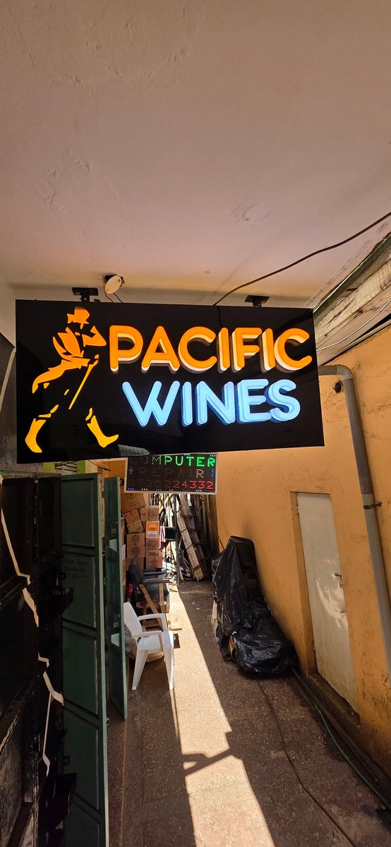 ManAGallis2's tweet photo. @Kipchiizphotos Niaje chief. Please pass by pacific wines for a quality drink
Located at Cinema Street, opposite Kipchimatt CBD. 🍾🍾 https://t.co/DeiGJzUPWD