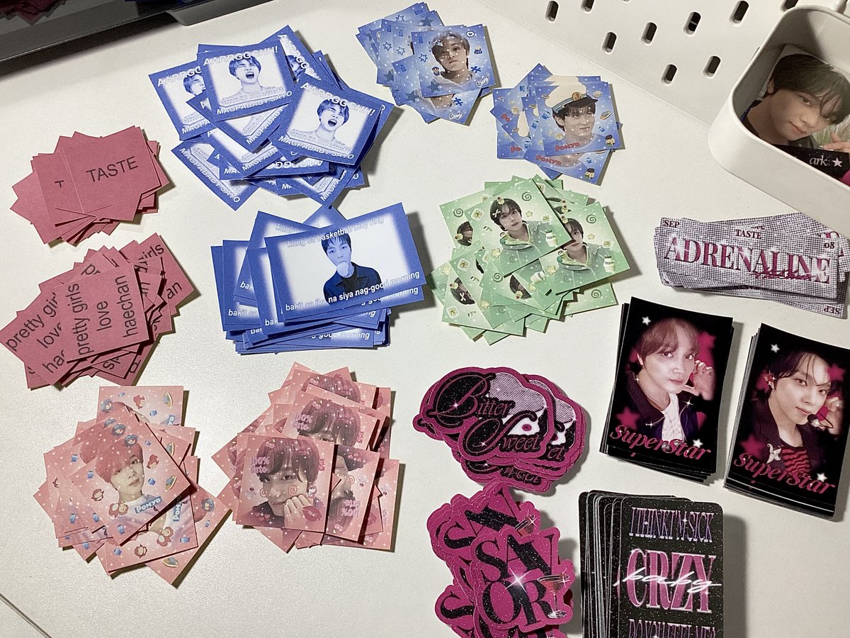 🗯️ sticker fan support for #JOHNNYSUH❗️

hii, johfam &amp; sfs! i’ll be giving away these sticker sets sa sunday😁

🍏 mbf (optional), rt &amp; like !
🛒 limited qty (1:1)
📩 dm for trades

🖇️ johnny set
🖇️ holo set
🖇️ markhyuck set

📍 time &amp; loc tba

#DunkitJohnnySuh 
#BENCHShootOfAsia