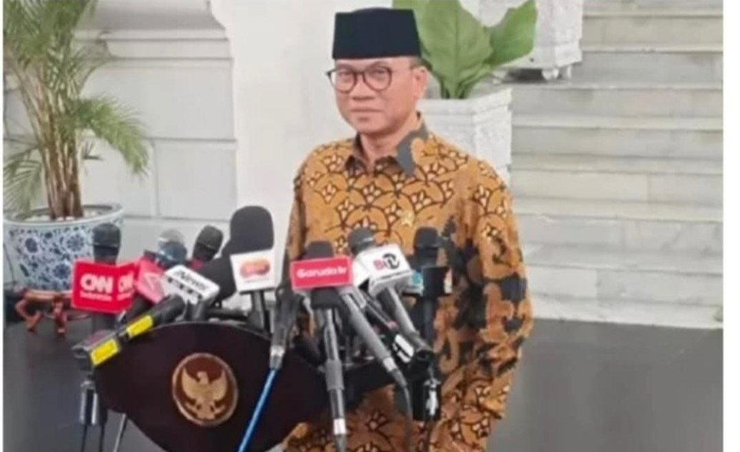 SubrotoYusri's tweet photo. Lembaga survei Prolog menempatkan Bpk.Yandri Susanto,selaku menteri desa,PDT pada  posisi menteri terbaik ke 3 dengan nilai 78,6% kepuasan publik atas kinerjanya.Selamat Pak Menteri Desa,PDT. Jerih payahmu tidak sia-sia dalam memajukan Indonesia@prabowo@YandriSusanto
@ArizaPatria https://t.co/A5Y8Vhi52B