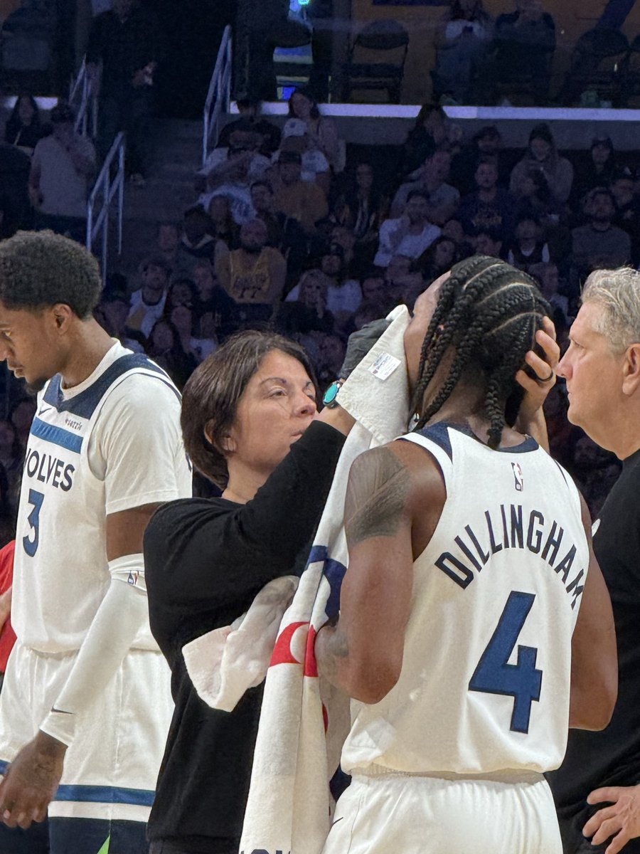 USA_David_'s tweet photo. @TWolvesLead @JonKrawczynski https://t.co/6nkx4sDQzb
