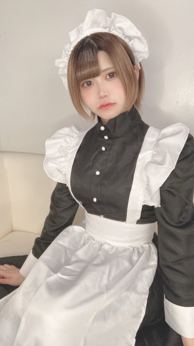 掃除サボるタイプの新人メイド