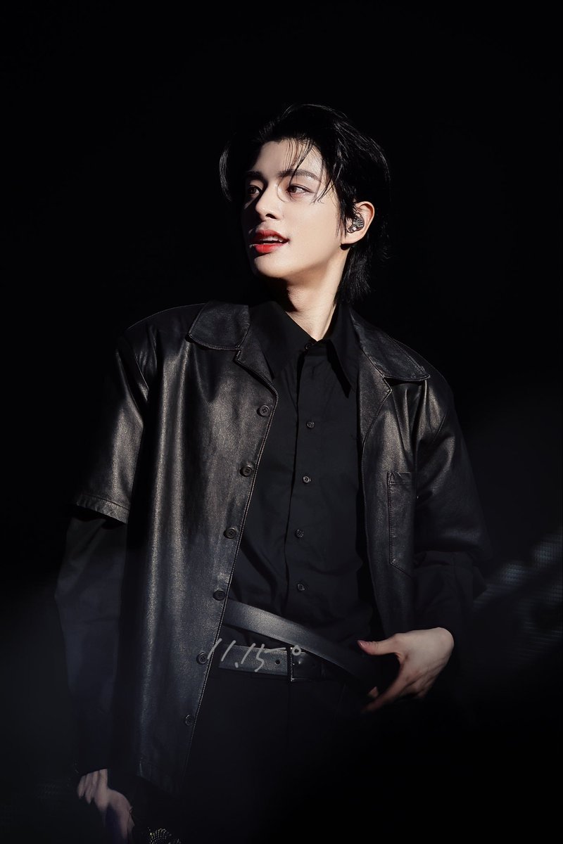 forendever_55's tweet photo. 251024WTL

BLACK

#엔하이픈 #ENHYPEN 
#엔하이픈_제이크 #제이크 #심재윤 #ジェイク https://t.co/bysBEBIpg3