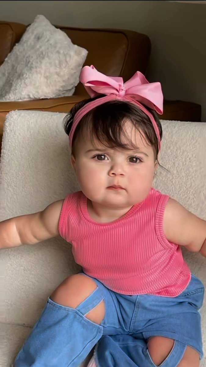 اللهُم إرضَى عنّا رضًا لا نرى بعدهُ إلا جمال نعيمَك 🤍
.
..
#صبحناكم 🦋