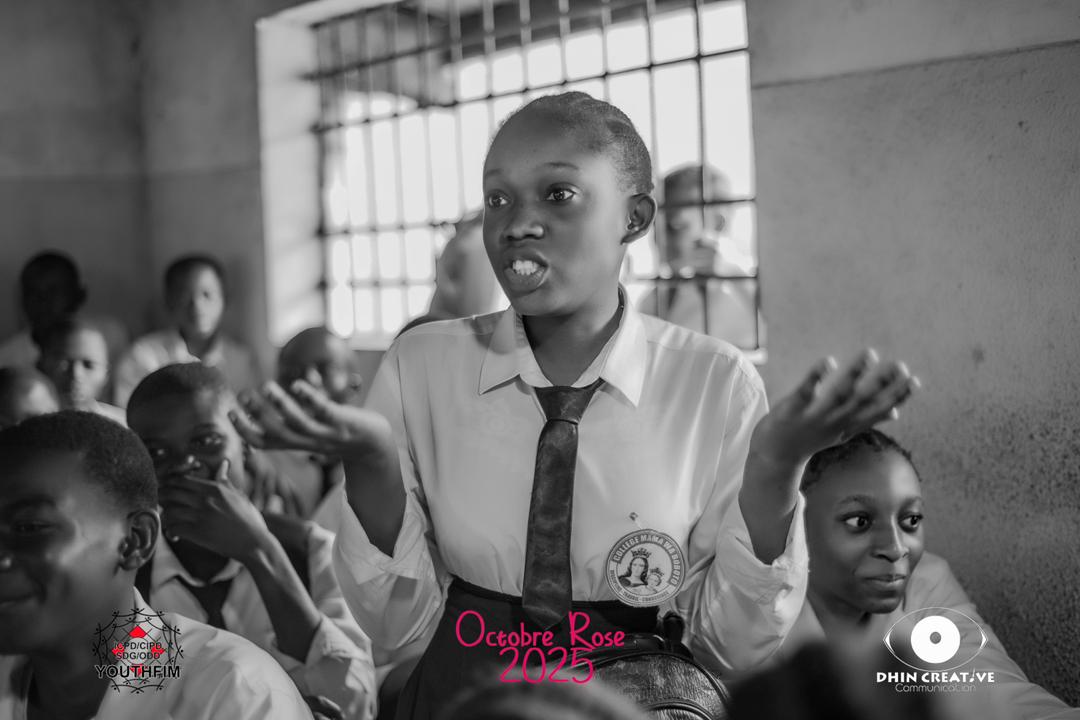 Hier au sein du collège Mama Wa Boboto dans le district de tshangu l'ONG <a href="/Youthfim/">Youth forum on MDGs and ICPD/ ODD</a> dont je suis membre à organiser une activité ma santé, ma responsabilité sur les mythes et réalités sur le cancer du sein. #octobrerose <a href="/MelchieI/">Melchie Ibula B.🇨🇩</a> <a href="/YouthSprint/">YOUTH SPRINT</a>