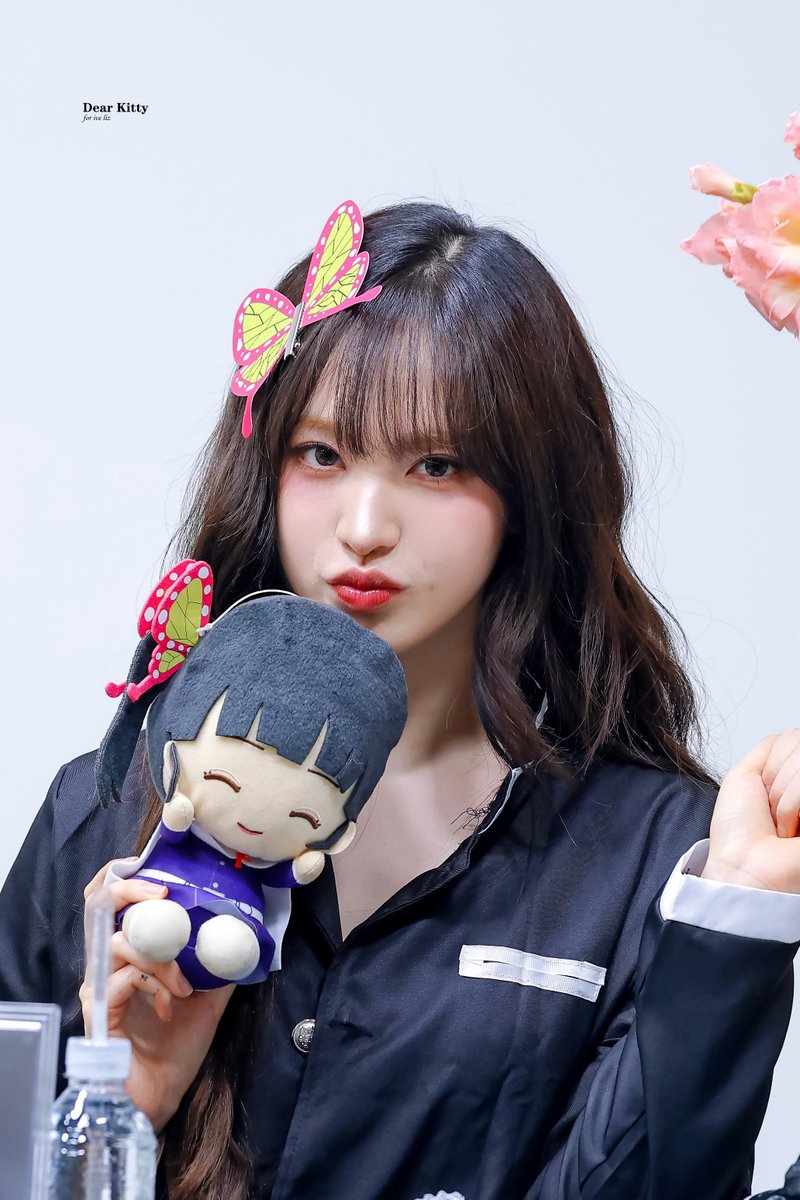 DearKitty_liz's tweet photo. 251025 はなのこきゅう🌸🦋 #아이브 #리즈 #IVE #LIZ https://t.co/hTvgQz3wY4