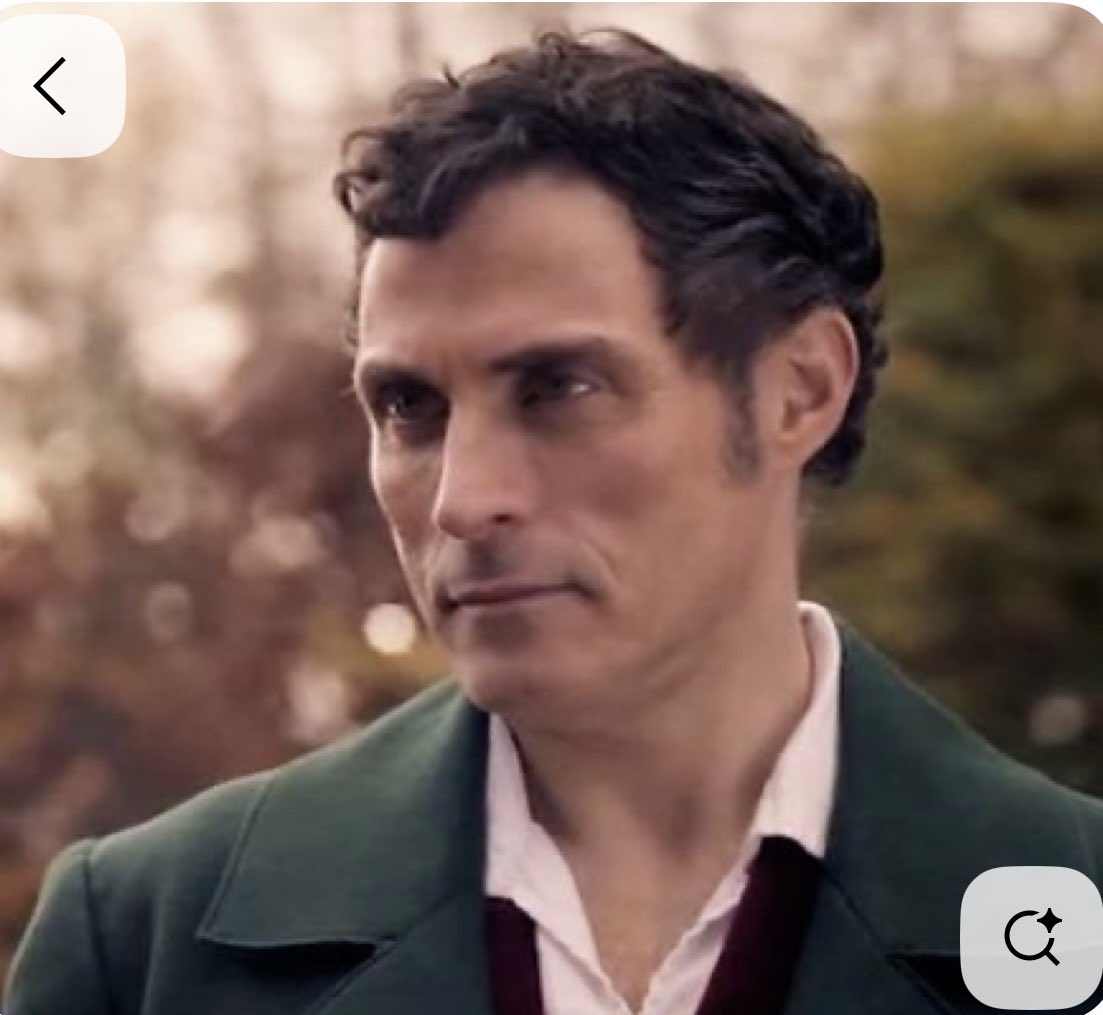 AkPawlica's tweet photo. When Hal was talking to Callum about birds, he should have been talking about rooks. "Did you know that rooks mate for life?" If you know what I mean…

#theDiplomat 
#LordM

https://t.co/FLOVm4p8Ke https://t.co/lNfFsiSrGK