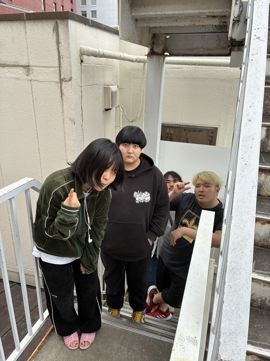 超☆社会的サンダル (@sandr_public) / Posts / X