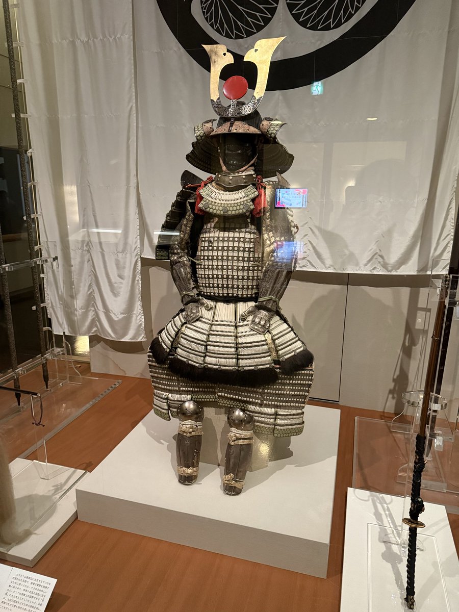 武士の鎧 伝統的な日本のモデル さまよわない鎧 on X