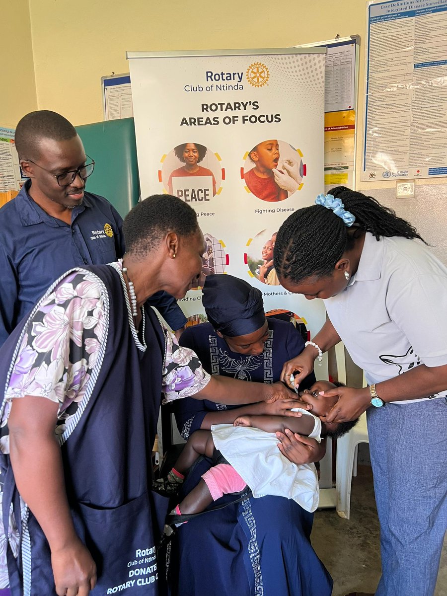 rctntinda's tweet photo. @rctntinda  partner  motherclub @rotaryntinda for the End Polio' project  earlier  this week and with the guidance of the medical staff  we were able to administer  some polio vaccines to  the children 
#endpolio
#serviceaboveself 
#ntindatotheworld https://t.co/wvvQUnhom4
