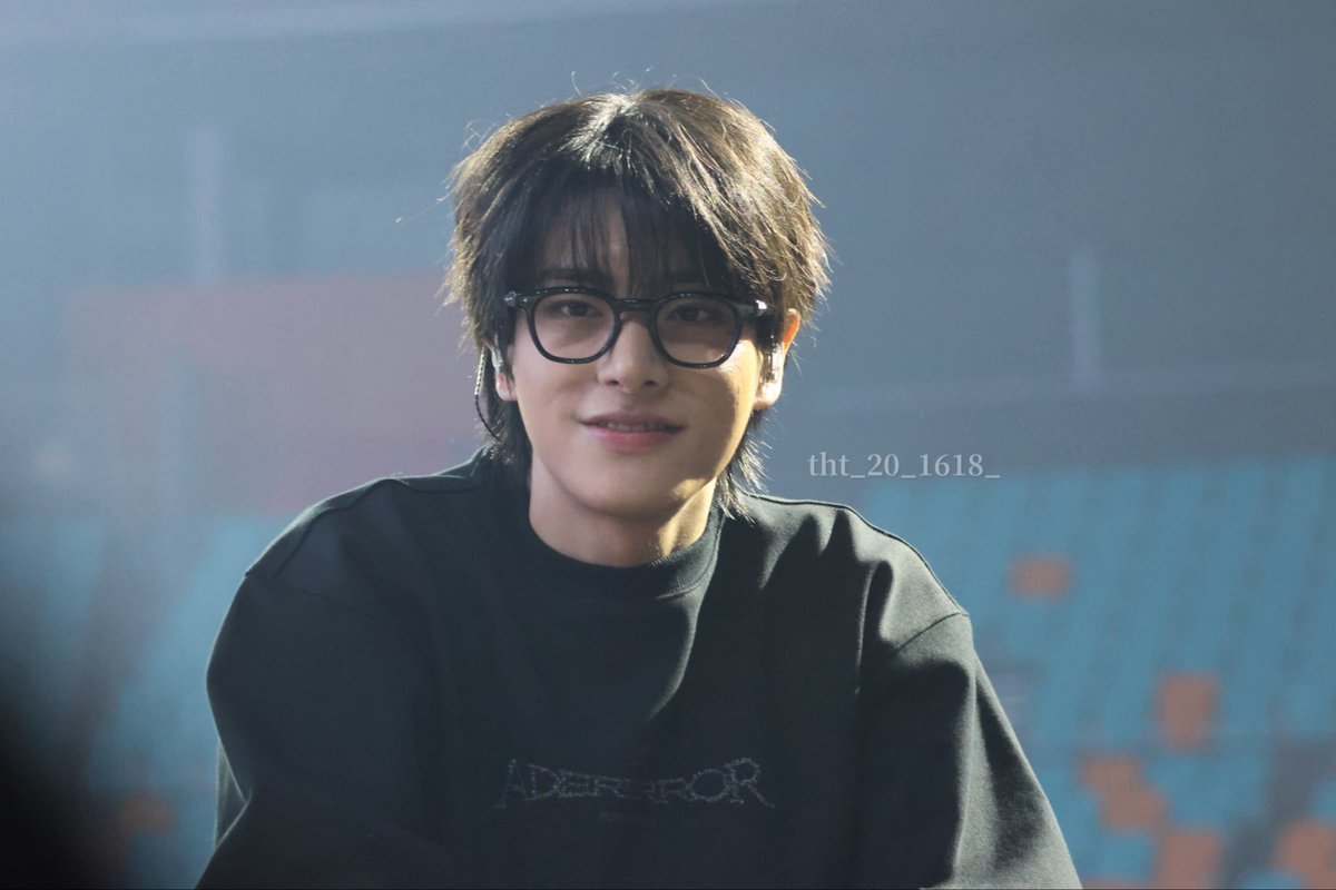 tht_20_1618_'s tweet image. 251025 WTL Final Soundcheck

#엔하이픈 #ENHYPEN
#제이크 #JAKE #ジェイク #심재윤 #SIMJAEYUN #沈載倫