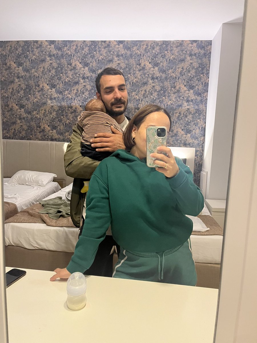 SeyidogluZeynep's tweet photo. Benimkiler 🌸 https://t.co/4IWV5yCDAH