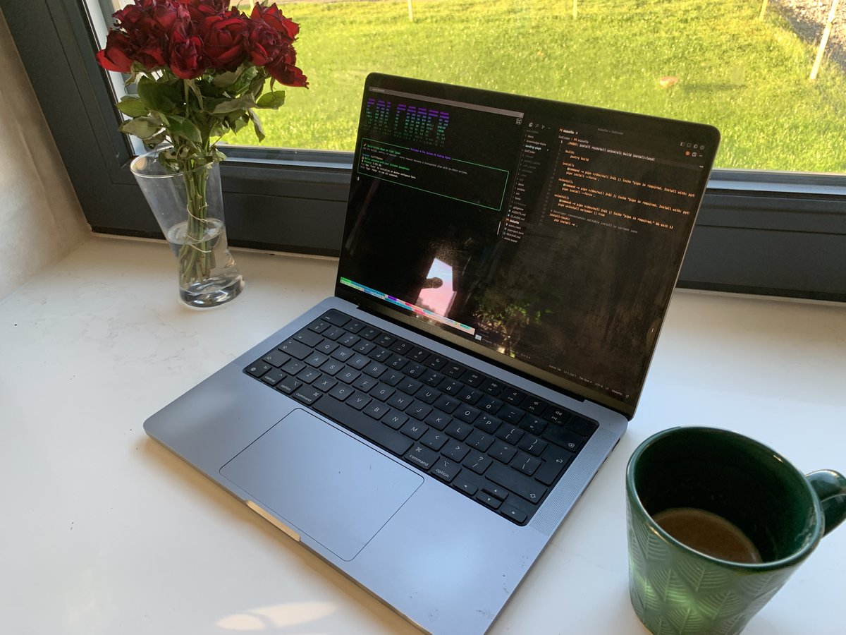 solcoderxyz's tweet image. Hello @SuperteamPOL 
It’s good time to craft some code! 
The clock’s ticking...
@solana  @colosseum  Cypherpunk Hackathon deadline is just a few days away!
