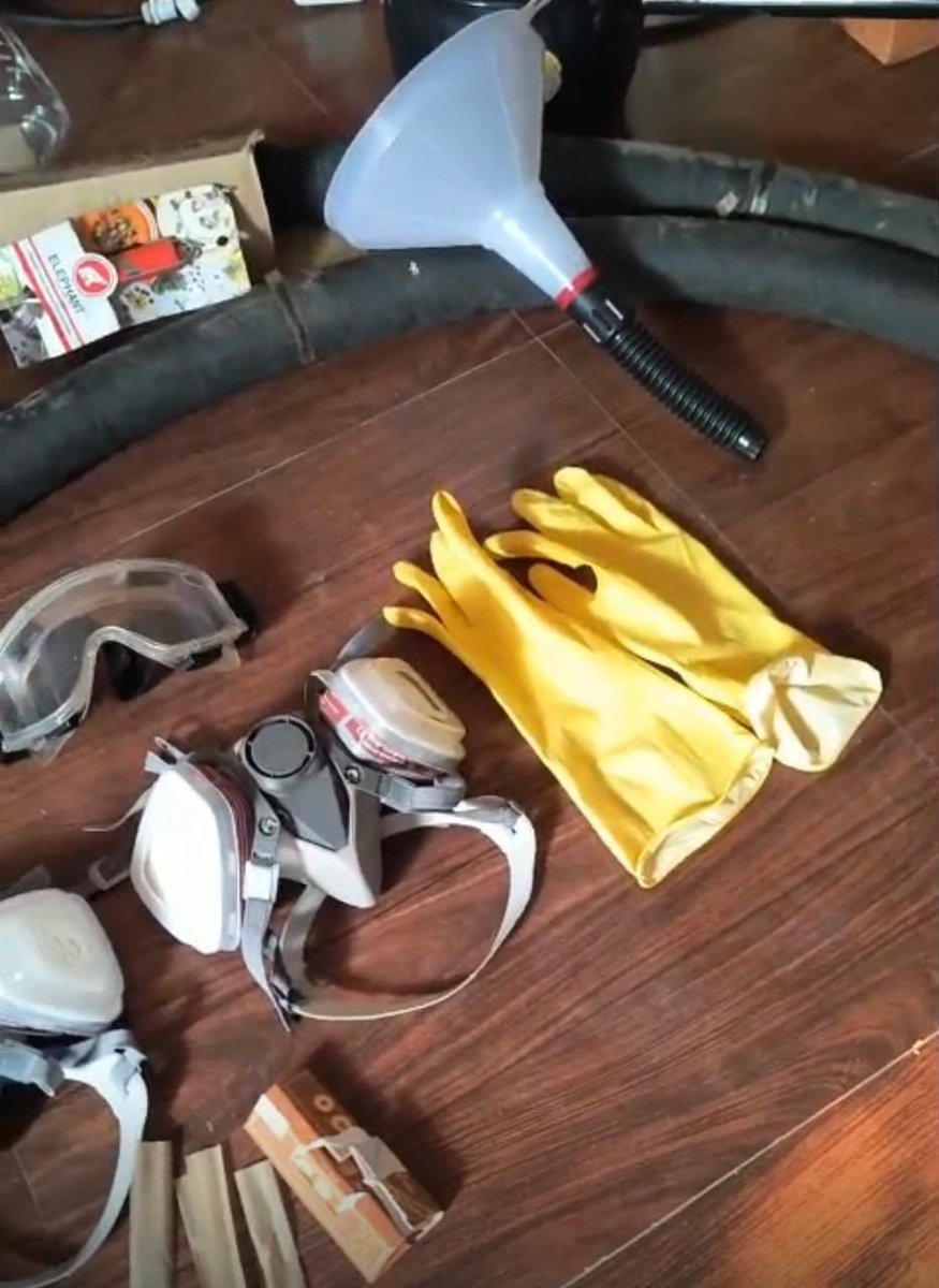 ddnews_jammu's tweet image. The Directorate of Revenue Intelligence (#DRI) has busted a major drug syndicate operating across the National Capital Region, seizing narcotics worth around ₹109 crore in the illicit international market.  

#DrugFreeIndia #NarcoticsControl #DRI