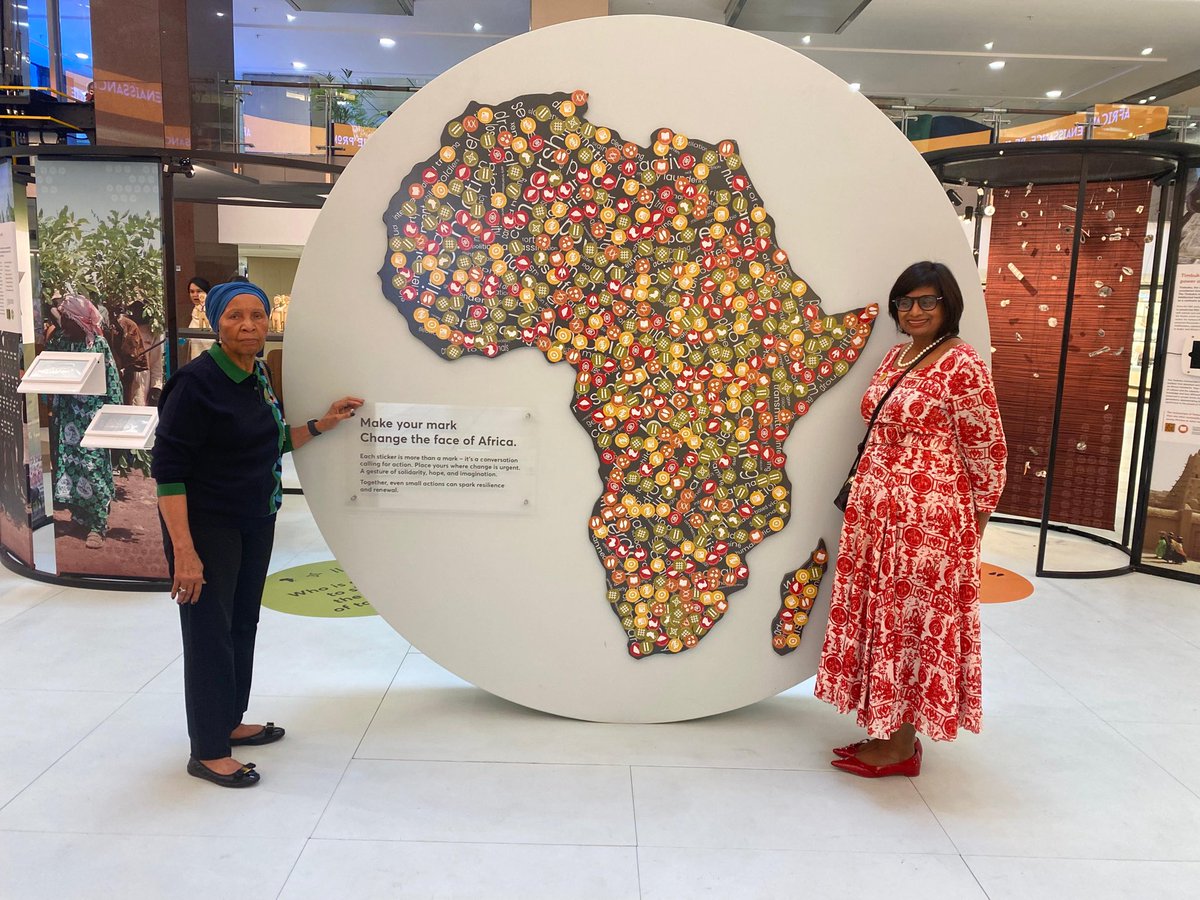 Happy Saturday! 

We were thrilled to welcome Mrs. Mbeki and Dr Sharmla Chetty to the African Renaissance: Reimagining the Promise exhibition!

Come experience it for yourself at Sandton City (near Checkers). Bring the whole family and be inspired!
#AfricanRenaissance