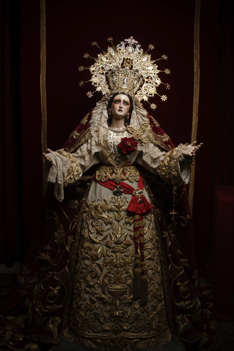 Zamarrilla's tweet photo. XXII años Coronada, Amargura.

#Zamarrilla #CofradíasMLG https://t.co/jPEJLiCTwP