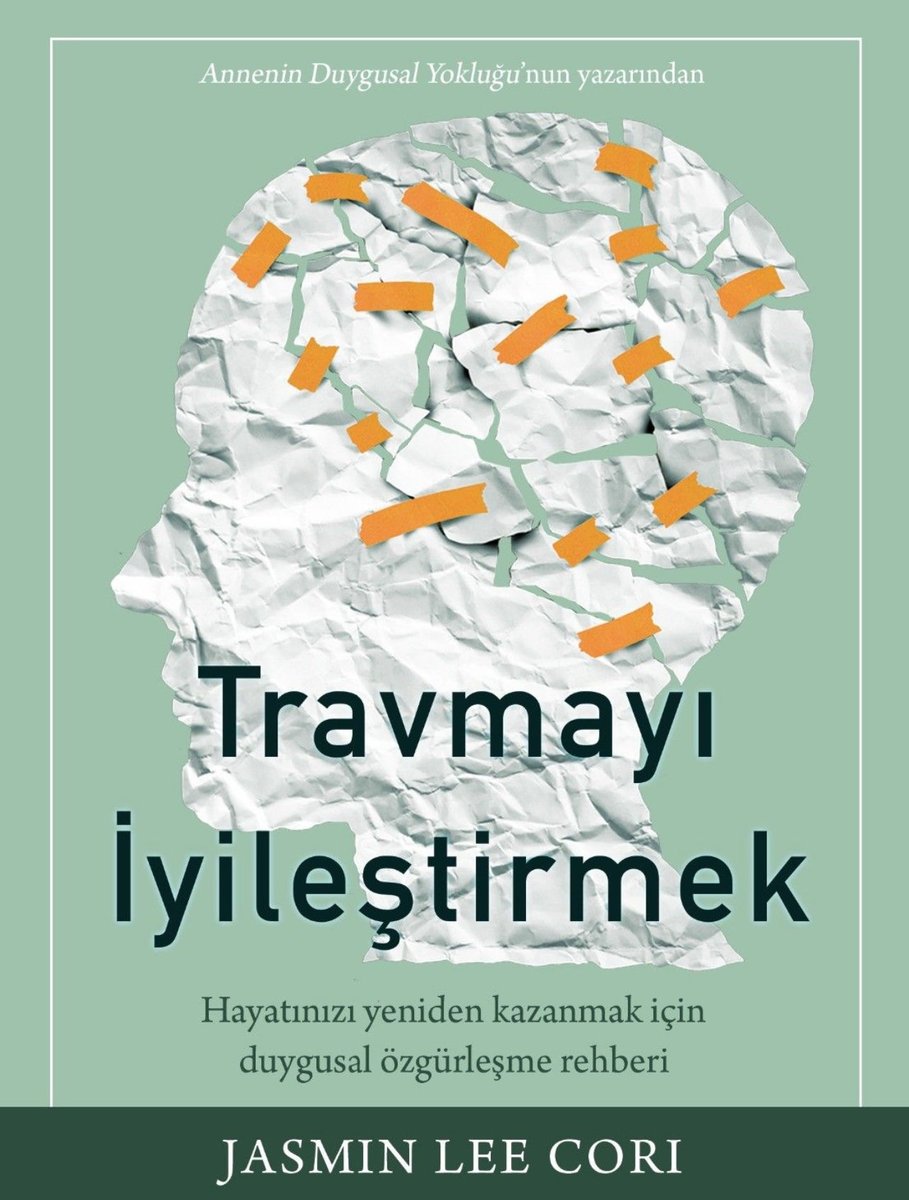 smrycl's tweet photo. Bu iki kitabı okuyana kadar terapiye ihtiyacım olduğunu bilmiyordum. Farkındalığı yüksek bir insan olduğumu düşünürken kendime ne kadar yabancı olduğumu gördüm. Daha sonra bu yabancı ile tanışma yolculuğuna çıktım ve itiraf etmeliyim ki travmalarla yüzleşmek bayağı bir fırtınalı+ https://t.co/cY88HJYGac