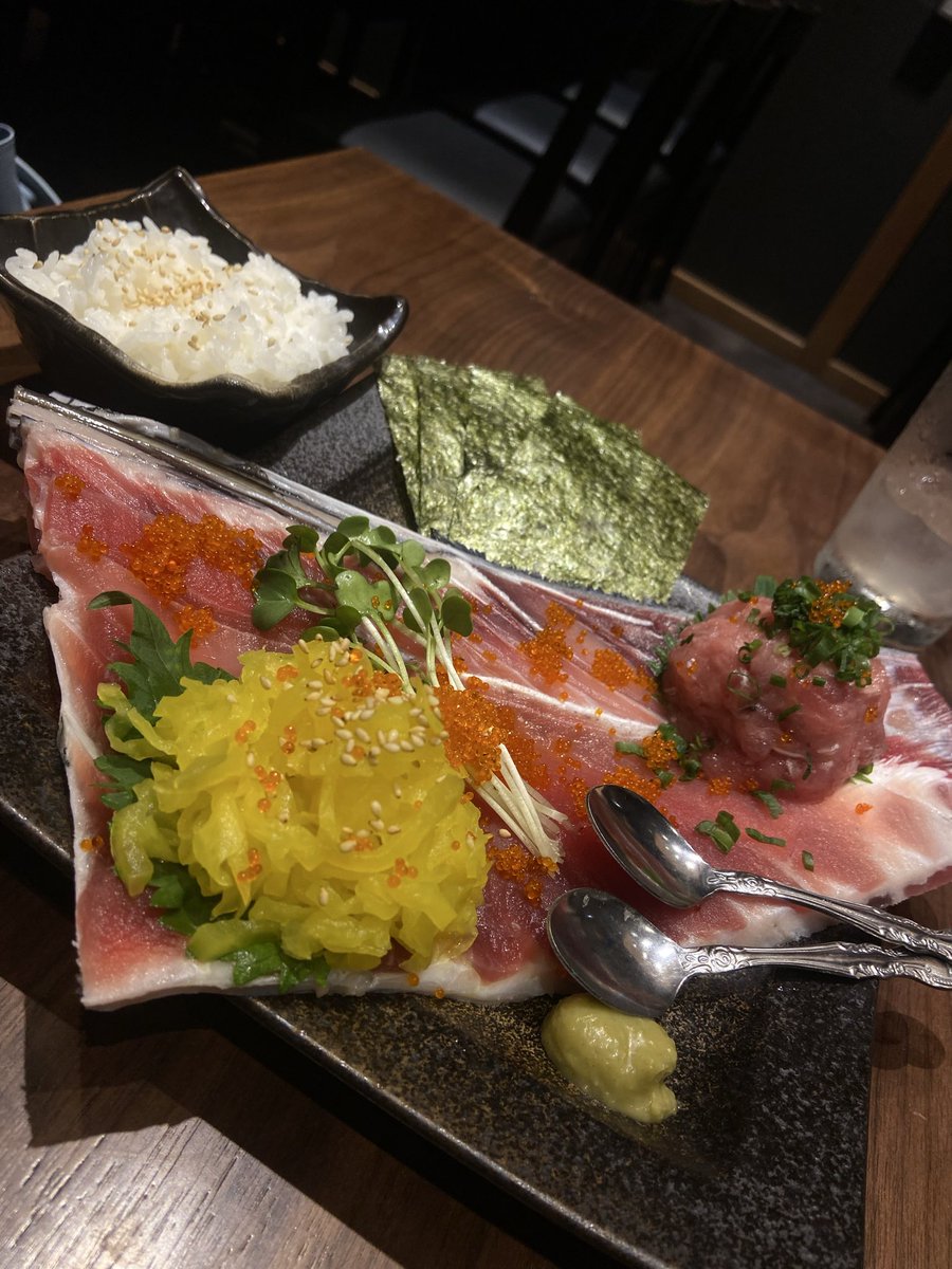 kanpaikiyanon's tweet photo. 【横浜/TSUKURAYA】
お口の中、幸せすぎたー！！🤤💖

プリプリ牡蠣に雲丹いくら、やりすぎ🔥
馬刺し×海鮮盛り合わせとか贅沢すぎ🥹💭
デートにもぴったりな落ち着いた雰囲気🤍

#横浜
#横浜居酒屋
#横浜ディナー
#横浜デート https://t.co/Xd4JQDpPhc
