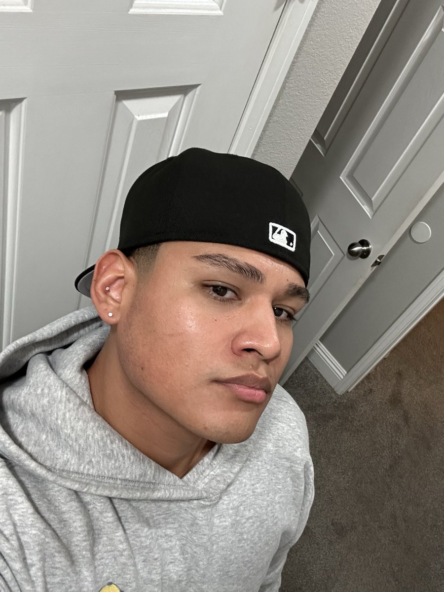 davidjrcardozo's tweet photo. It’s been a min. Hey 👋🏽 https://t.co/ftleZJVrh6
