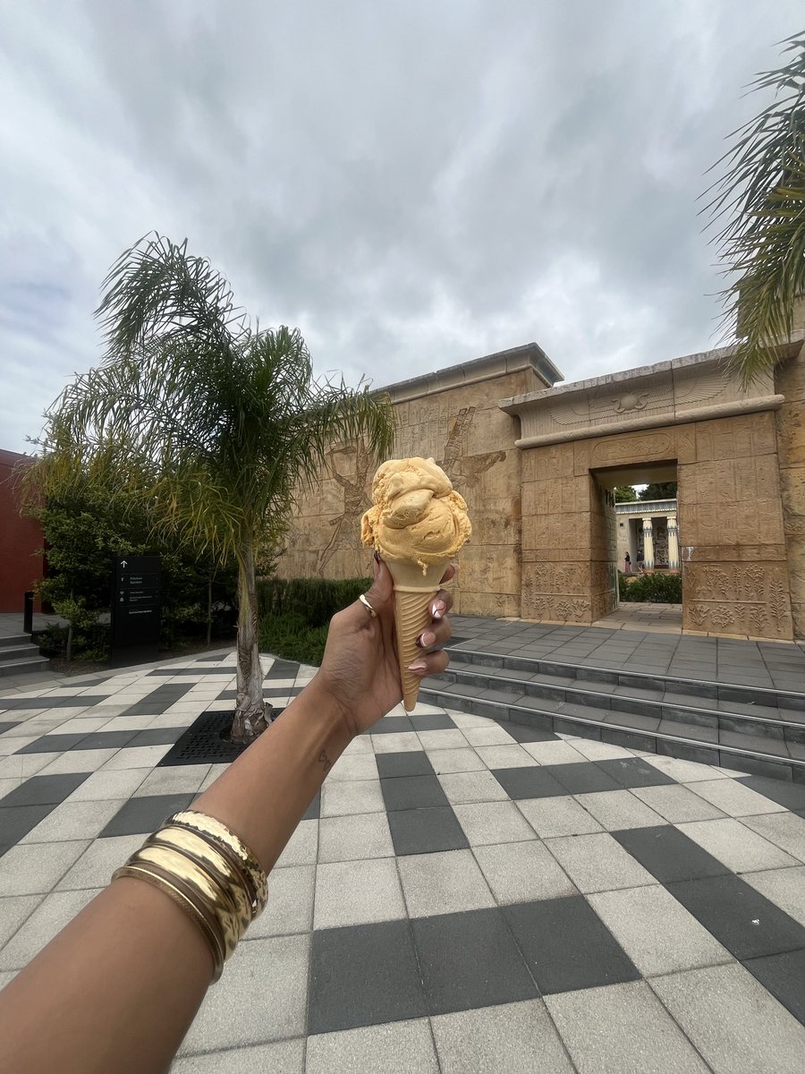 KhanSahab tweet media