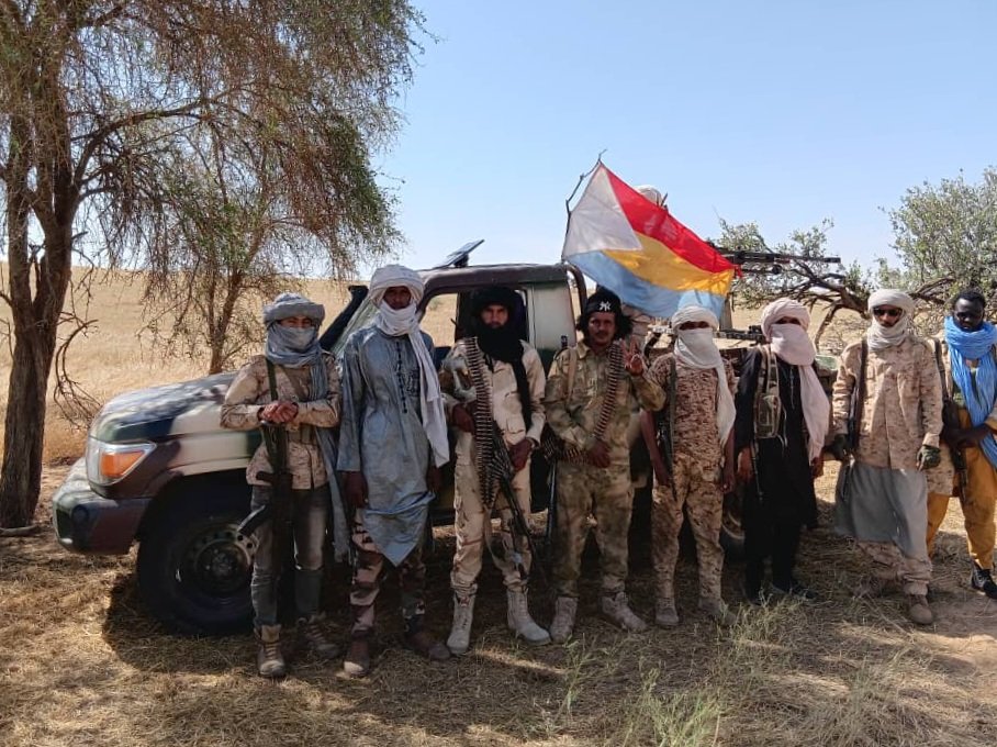 Raisons d’une désertion, Un mal connu de tous

Les propos de Badian Ag Houkanani corroborent avec ceux pour lesquels M.Oumar Mariko, un homme politique malien, président de parti SADI a été mis en exil par la junte de Bamako.
En effet, M.Mariko lors d’un débat sur la situation du