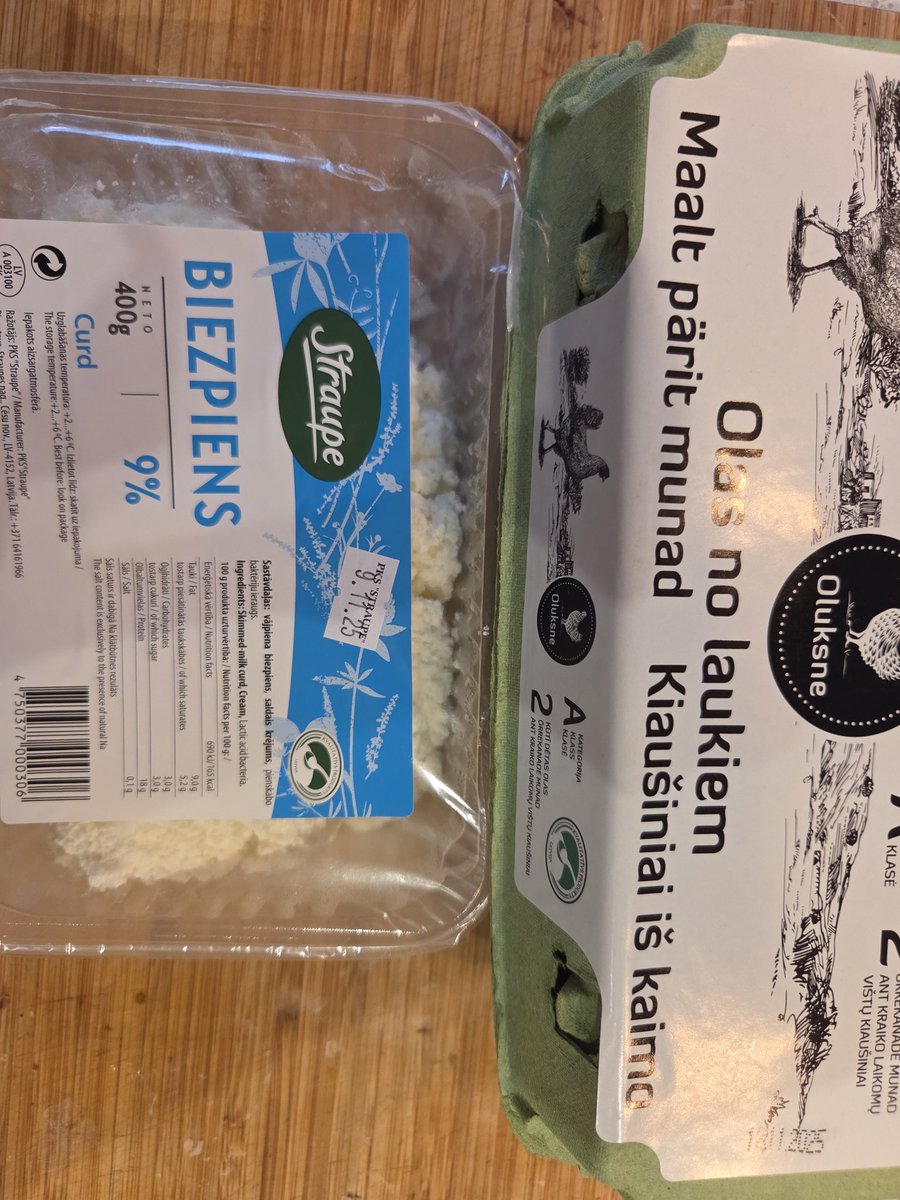 Šorīt pamanīju, ka uz pārtikas iepakojumiem blakus latviešu valodai sāk parādīties uzraksti angliski, igauniski, lietuviski

...protams, ir joprojām arī ražotāji, kas turpina rakstīt latviski + krieviski