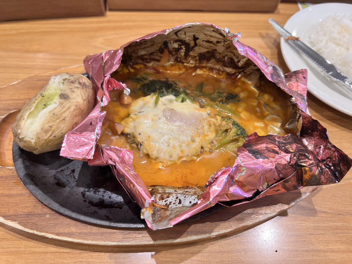 Steps 猫蟹丸 猫蟹丸@11月まで確定分埋まりました、シフト出たら調整出来ます on X