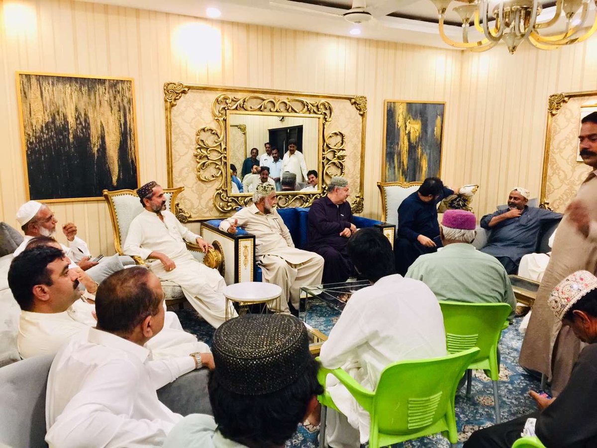 #Karachi, at the residence of Sardar Mir Manzoor Ali Panhwar, a reconciliation took place between the Kalhoro community and the Bhurt (Panhwar) community under the leadership of Jeay Sindh Mahaz Chairman Riaz Ali Chandio, Sardar Moazam Ali Khan Abbasi, and Mir Taimoor Panhwar.