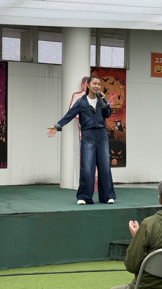 AimitanakaO's tweet image. ユアエルム八千代台
足元悪い中たくさんの皆さんにお越し頂きありがとうございました😊
2回目はMVのマジック監修してくれた #piace さんが来てくれた！！

まだ見てない方はチェック✅
youtu.be/XN1LW2RLxJA?si…

#NAZO 
#田中あいみ