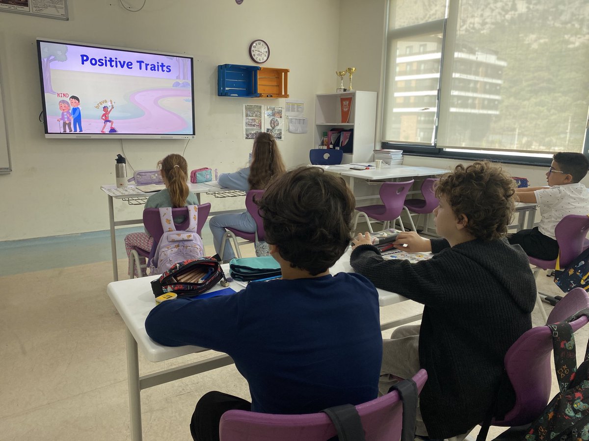 konyaaltiugur_'s tweet image. ✨ YENİ KAYITLI ÖĞRENCİLERİMİZLE HAFTA SONU İNGİLİZCE ETÜTLERİMİZİ TAMAMLADIK! 💬📚
Keyifli, verimli ve bol öğrenmeli bir hafta sonu geçirdik!
Öğrencilerimizle birlikte İngilizceyi eğlenceli etkinliklerle pekiştirirken, öğrenmenin coşkusunu doyasıya yaşadık. 💫

#UğurluOlmak