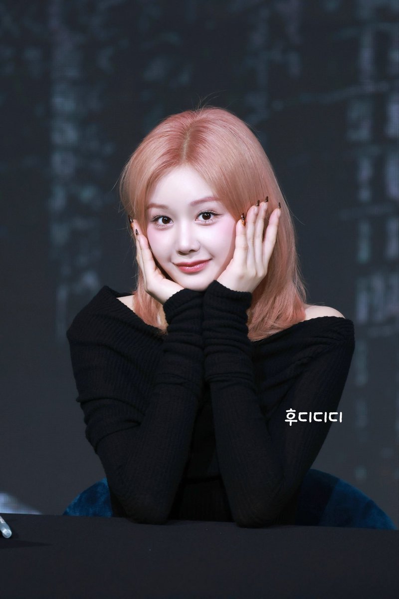 hoodyismydog's tweet photo. 251025

핑크 공주 등장💗💗

#베이비몬스터 #BABYMONSTER 
#파리타 #PHARITA https://t.co/lCeJE3Tdu7