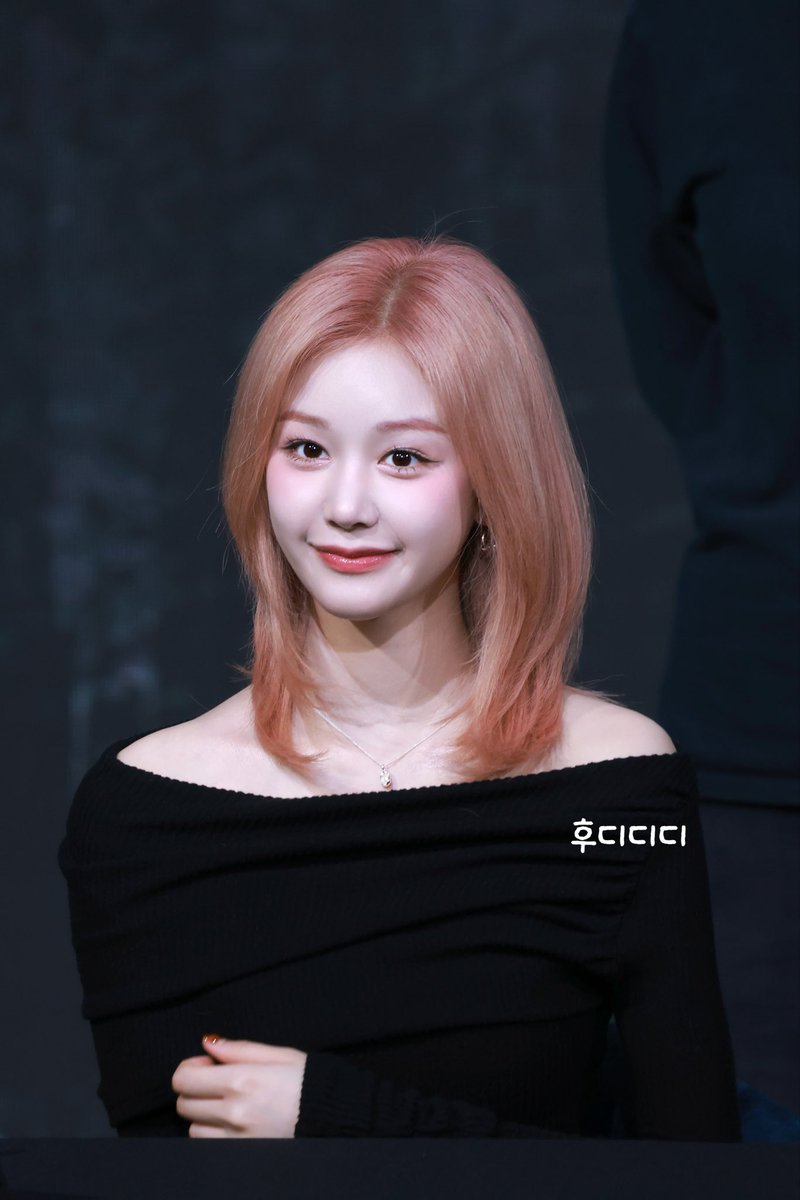 hoodyismydog's tweet photo. 251025

핑크 공주 등장💗💗

#베이비몬스터 #BABYMONSTER 
#파리타 #PHARITA https://t.co/lCeJE3Tdu7