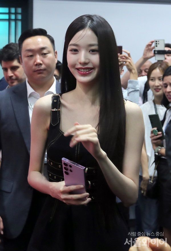 REVÉLLE tweet media