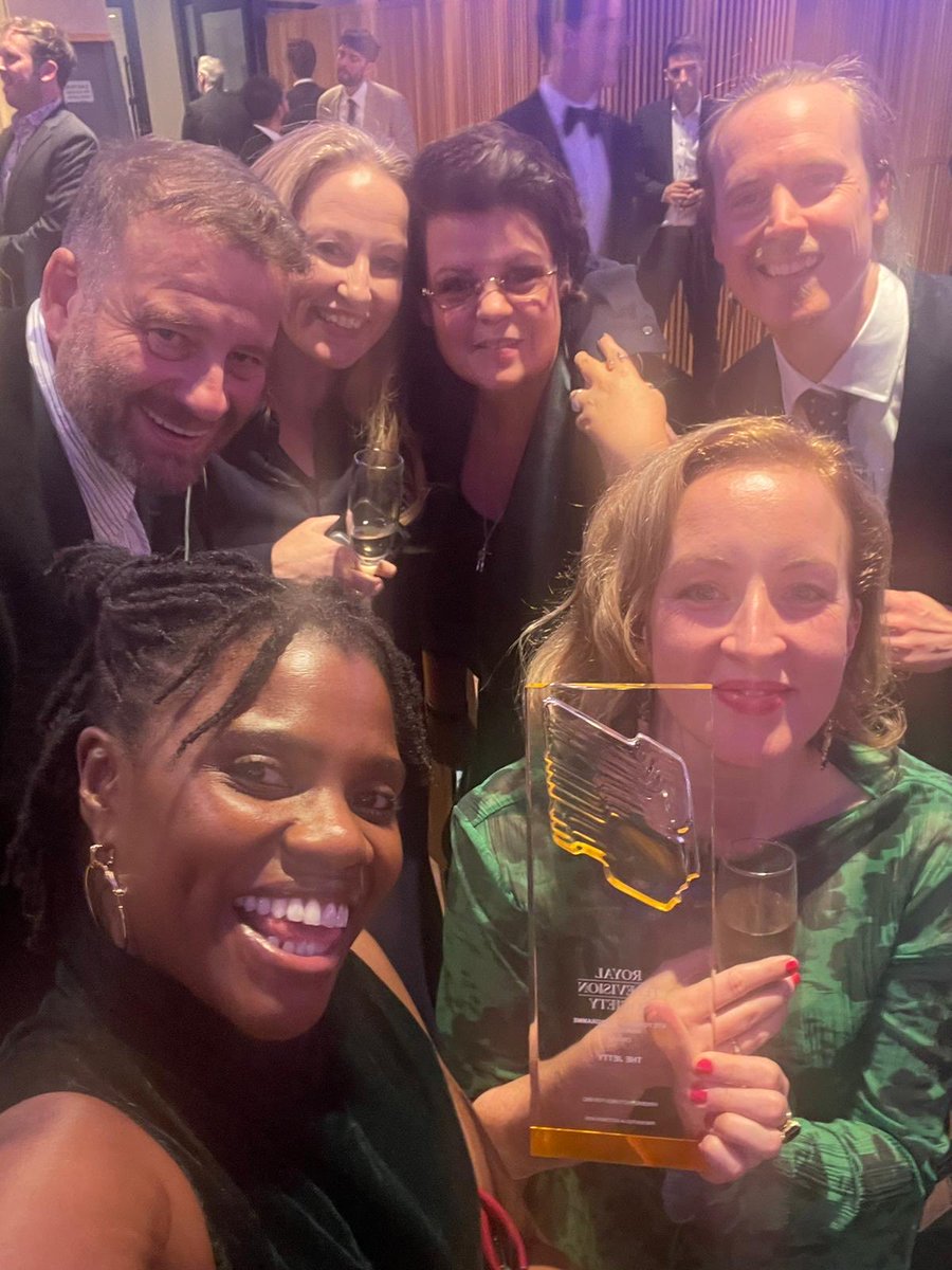 Cat Jones tweet media