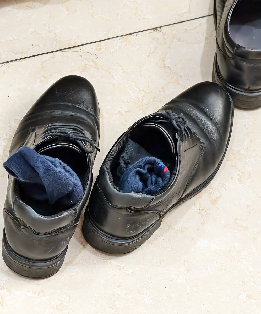 需要舔舔，舔到发光闪亮