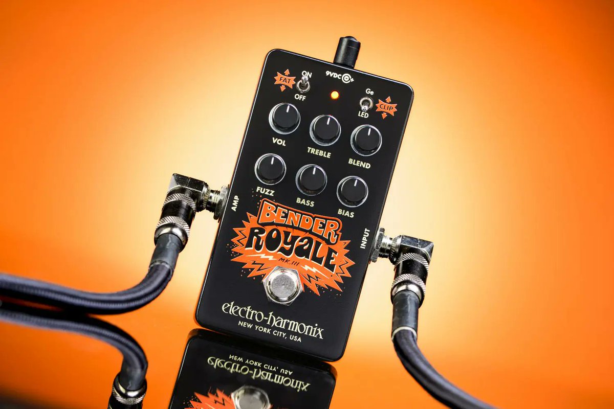 shima_md's tweet image. 【#ギタセレ】
Electro-Harmonix「Bender Royale」登場。伝説のTone Bender MkIIIを再構築し、FAT／CLIP／BIASなど新機能で自在なファズトーンを実現。限定カラーのオレンジも。 #ElectroHarmonix 
guitarsele.com/article/news/e…